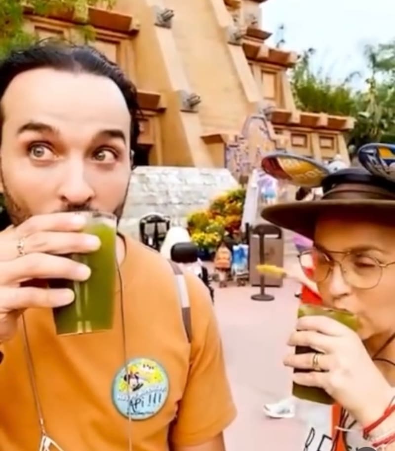 Los hermanos se apoyan