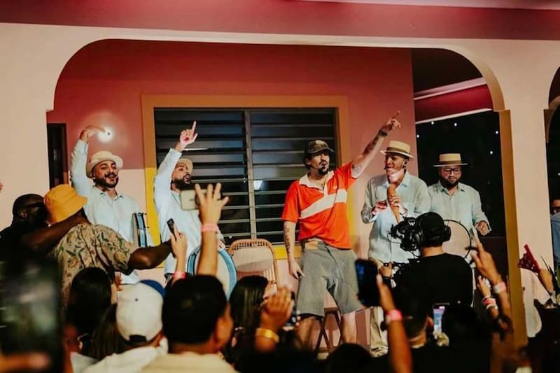 El Conejo Malo en La Casita en su show de Puerto Rico