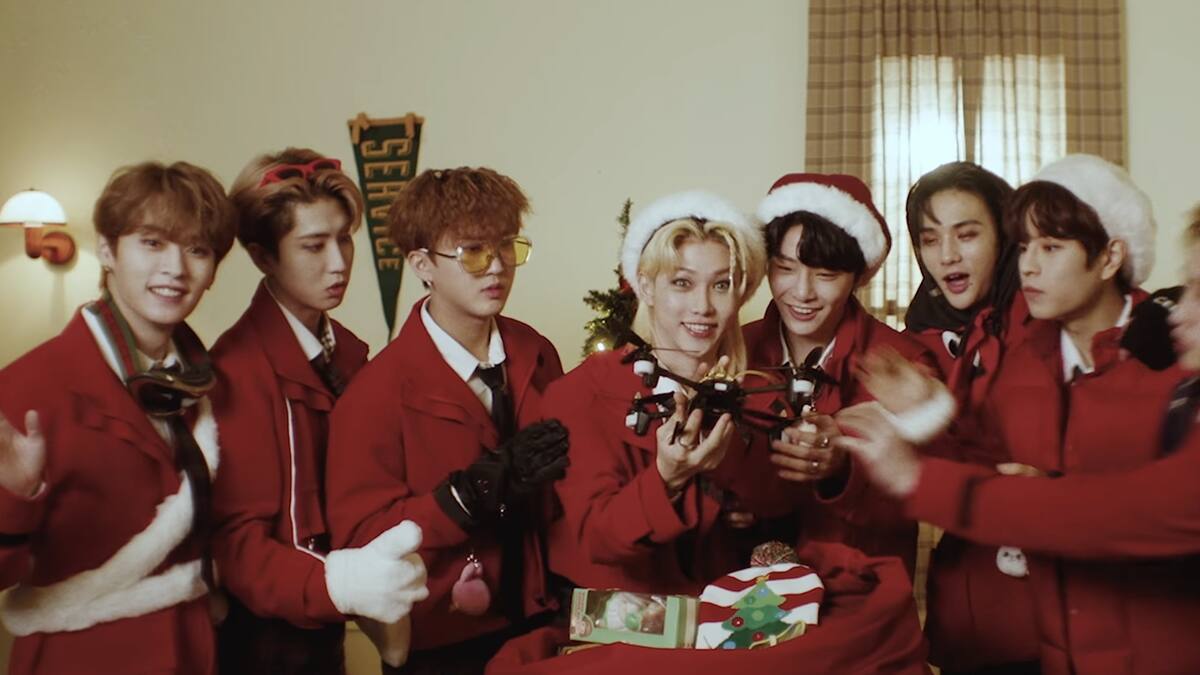 Stray Kids festeja la navidad con sus nuevos lanzamientos