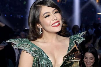 “Colombia esto es tuyo”: el sentido discurso de Juliana Velásquez tras recibir su primer Latin Grammy