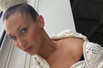 La modelo Bella Hadid pone el toque exótico a la alfombra roja de Cannes