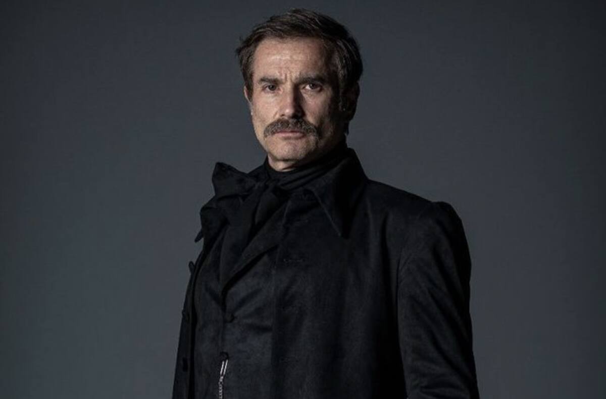 El actor colombiano Luis Mesa de “Yo soy Betty, la fea” ahora en “Las Villamizar