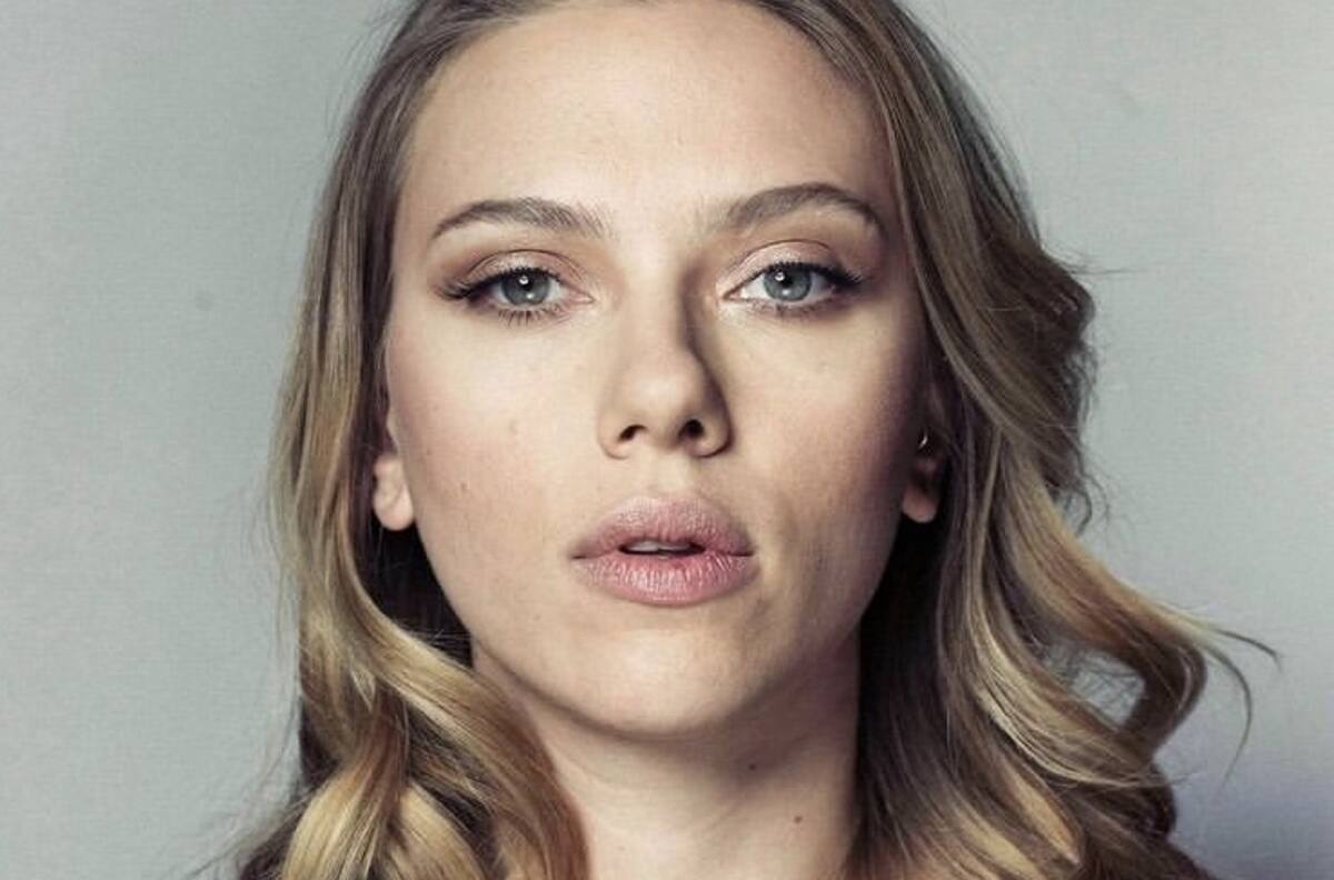 Scarlett Johansson así luciría como “Hiedra Venenosa” en el Universo DC