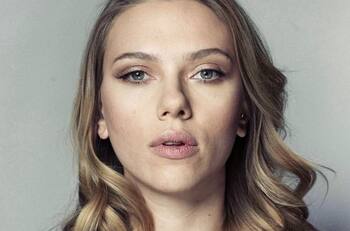 Scarlett Johansson así luciría como “Hiedra Venenosa” en el Universo DC