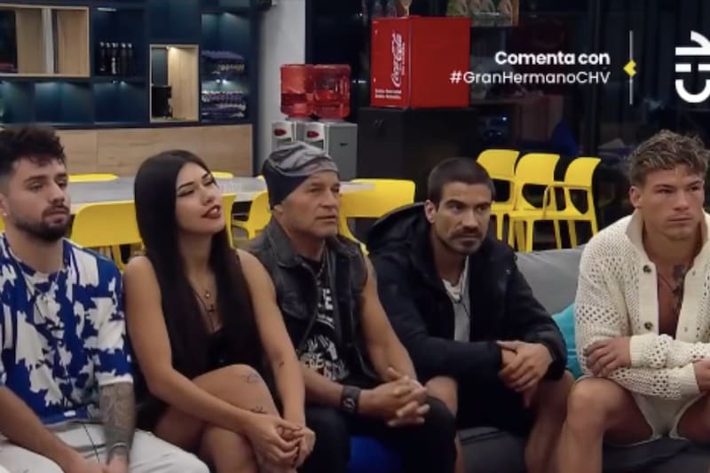 Viviana Acevedo tuvo que escoger a uno de sus compañeros en placa para salvarlo de la eliminación.