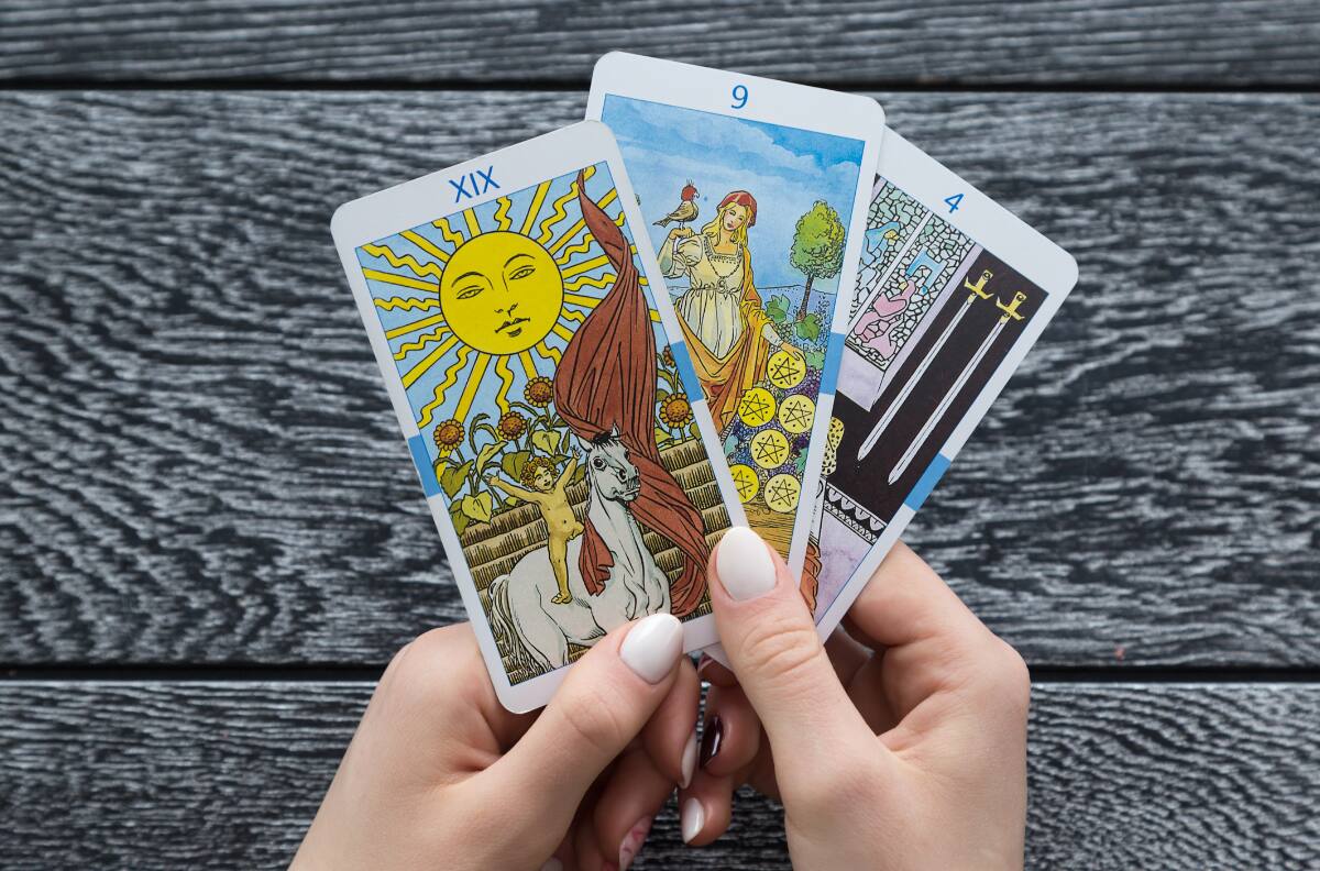 ¿Son el uno para el otro? Descubre con esta sencilla tirada de Tarot qué tanto match hay entre tú y tu pareja