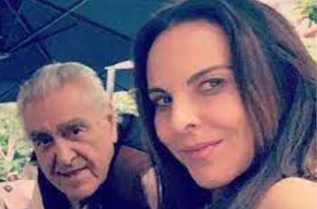 Kate del Castillo le responde contundente a su papá cuando este le pide adoptar un hijo