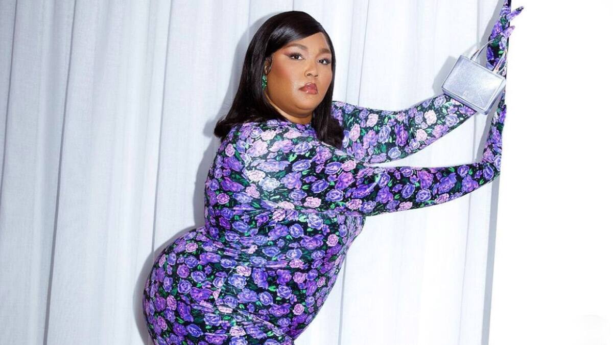 Lizzo anuncia nueva canción mostrándose totalmente desnuda en redes sociales