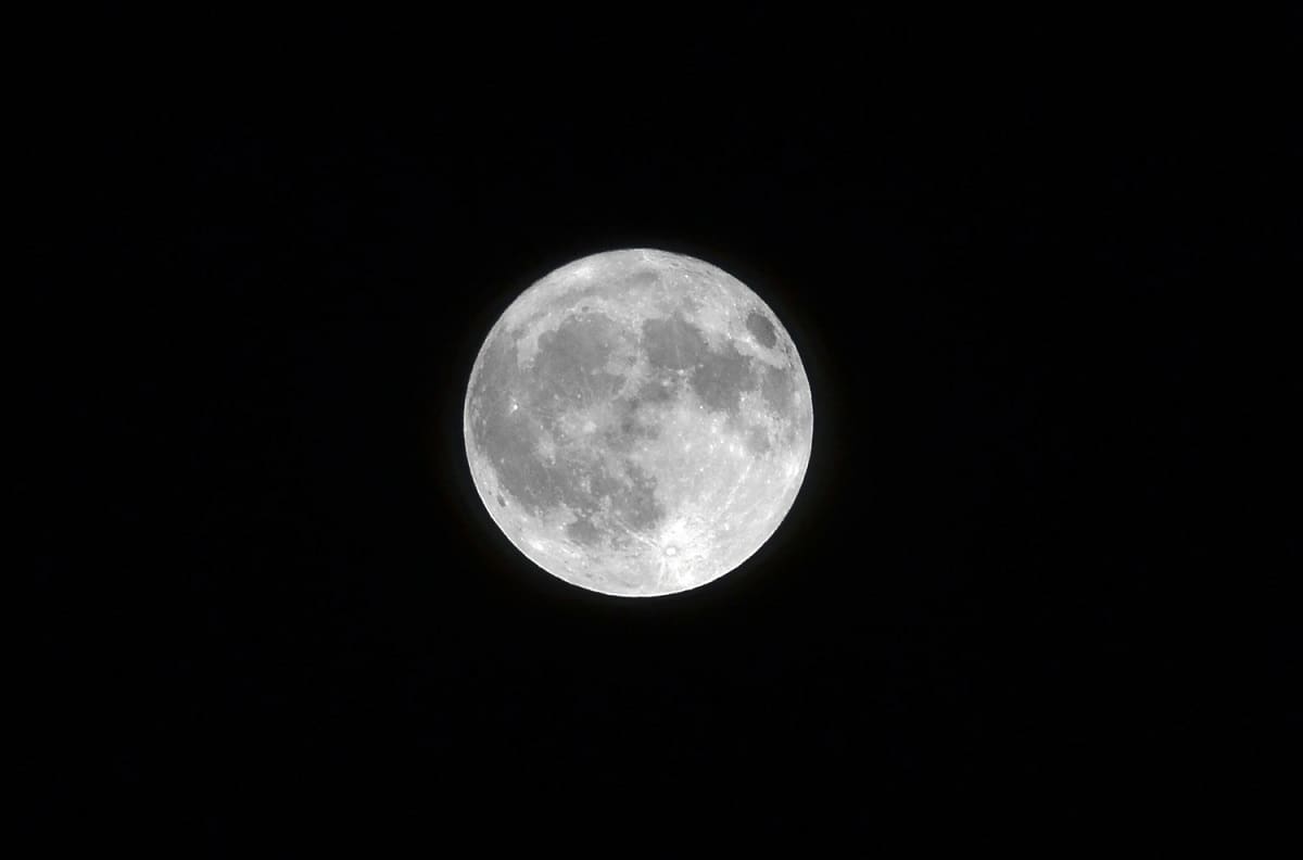 Ritual que puedes realizar en la fase de Luna Nueva en Virgo
