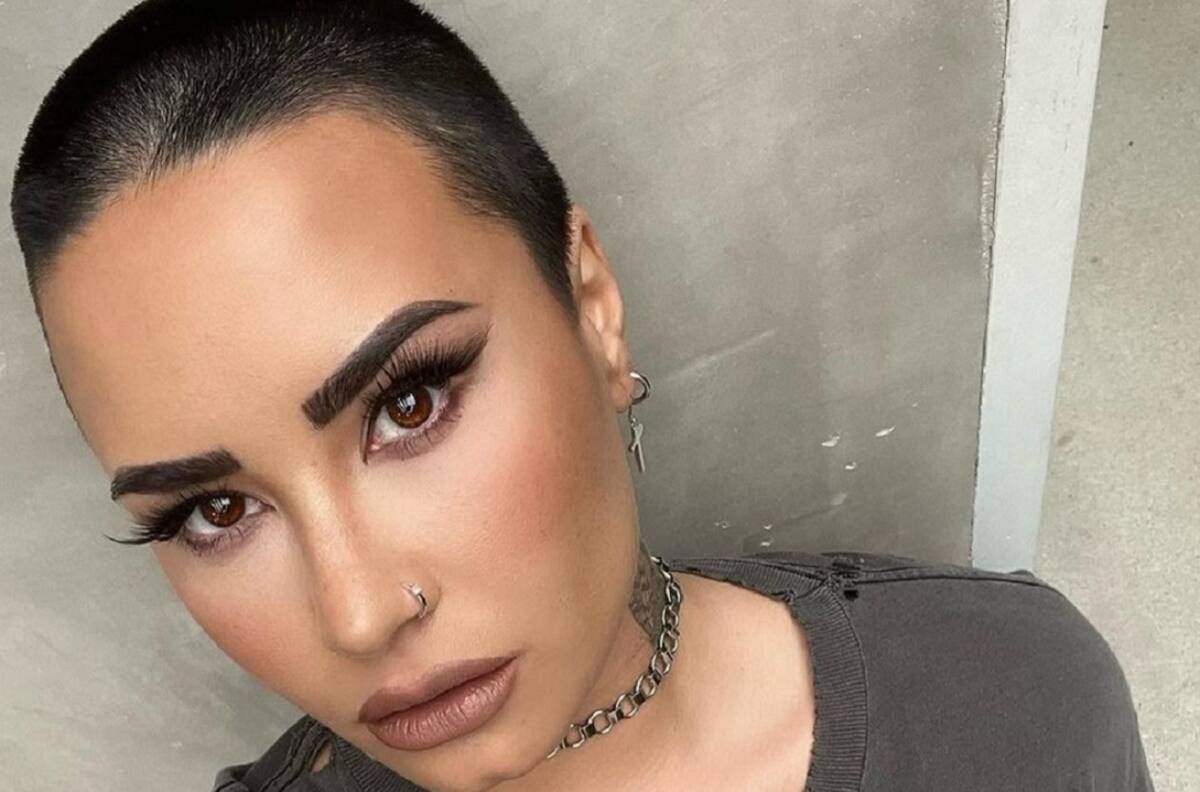 Demi Lovato realiza funeral de su música pop