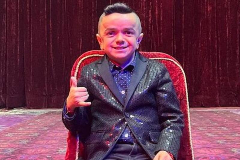 es defendido por sus ex compañeros de "Morandé con Compañía".