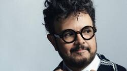 Aleks Syntek provoca críticas, ahora dijo que no le gustan las mujeres operadas