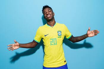 Las insólitas condiciones que Vinícius le exige a las mujeres que van a sus fiestas