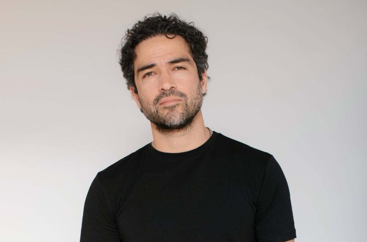 Alfonso Herrera será Batman