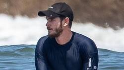 Andrew Garfield se vuelve tendencia en Twitter por fotos que lo muestran surfeando en México