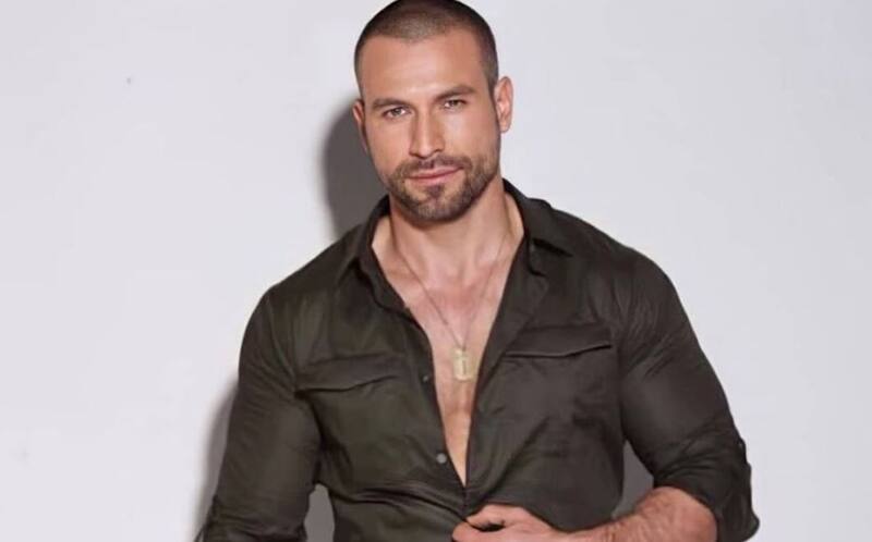 Rafael Amaya El actor regresa transformado a su casa Telemundo, tras superar sus adicciones - Créditos: Instagram: @rafaelamayanunez