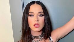 Katy Perry sufre accidente con su pantalón en emisión de 'American Idol'