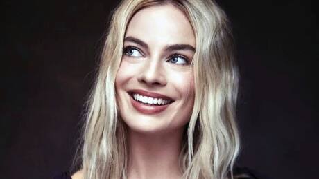 Margot Robbie: liberan la primera foto oficial y así luce como Barbie