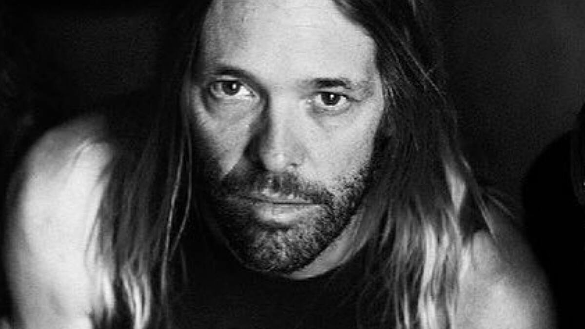 Muere Taylor Hawkins, baterista de Foo Fighters