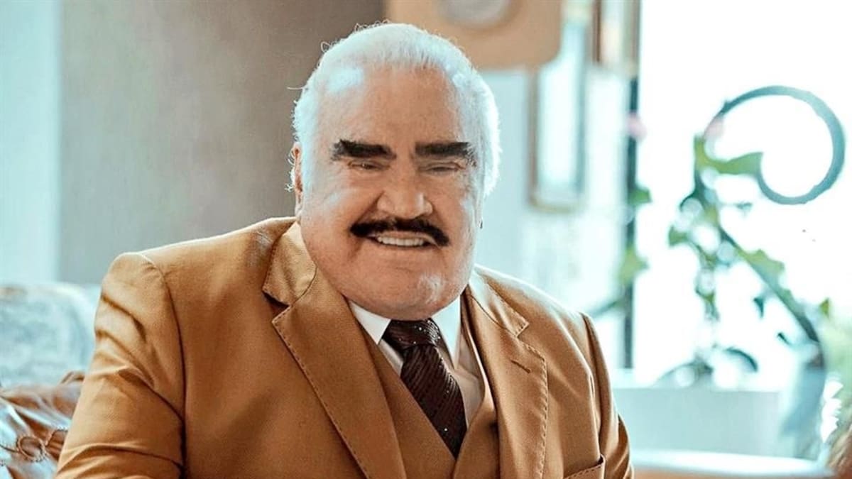 Chayanne dedica emotivo mensaje a Vicente Fernández: "un grande se queda siempre en el recuerdo"