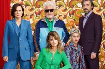 Pedro Almodóvar: Instagram se retracta por quitar póster de "Madres paralelas"
