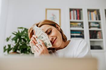 ¡Viven gastando! ¿Tu signo del Zodiaco es alguien irresponsable con el dinero?