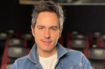 Mauricio Ochmann cumple un gran sueño: debuta como cantante