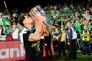 Víctor Dávila es mejor jugador de la Concachampions y le envían mensaje a Berizzo: “Ahora lo va a poner el ciego y sordo de la selección”