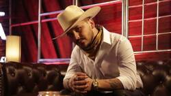 Christian Nodal protagoniza portada de “The Rolling Stones” y habla del desamor
