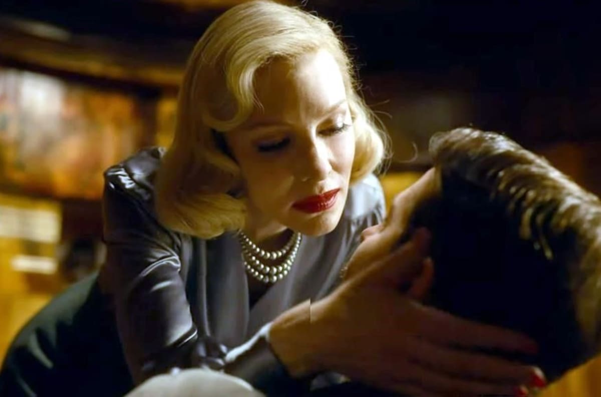 Guillermo del Toro lanza nuevo tráiler de "Nightmare Alley"