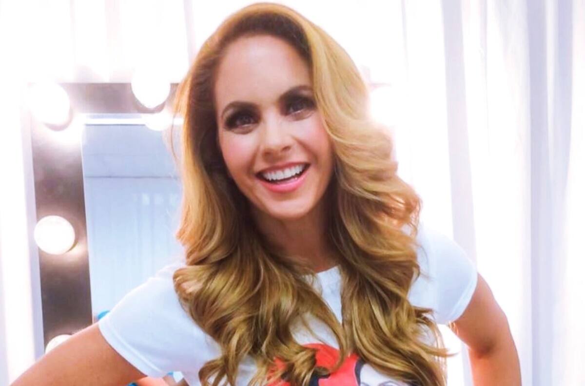 Lucero se une a la tendencia de la terapia de hielo