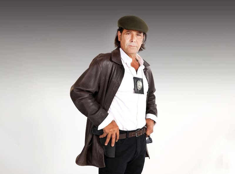 Juan Falcón como Pedro Sotomayor en la nueva nocturna de Canal 13.