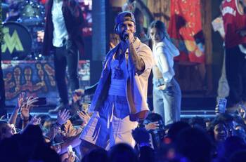 Premios Billboard: famosos colombianos que lucieron los mejores looks de la noche