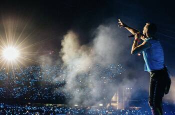 Preocupación por salud de Chris Martin que lo llevó a cancelar los conciertos de Coldplay en Brasil