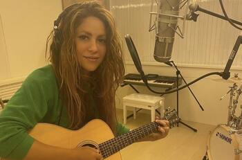 Shakira al mejor estilo de Shaquille O'Neal: un baile que hace arder las redes sociales