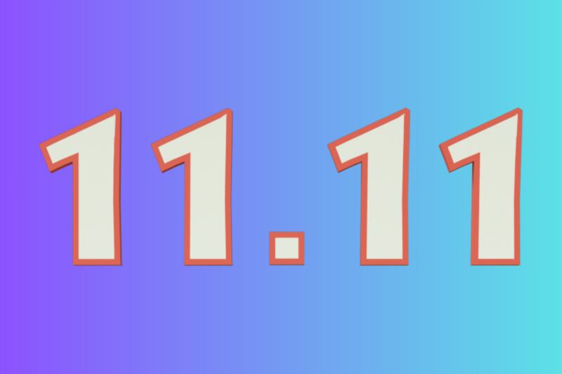 11. 11 escrito en un fondo de degradé azul.