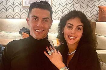 Cristiano Ronaldo y Georgina Rodríguez se van de vacaciones con su melliza Bella Esmeralda
