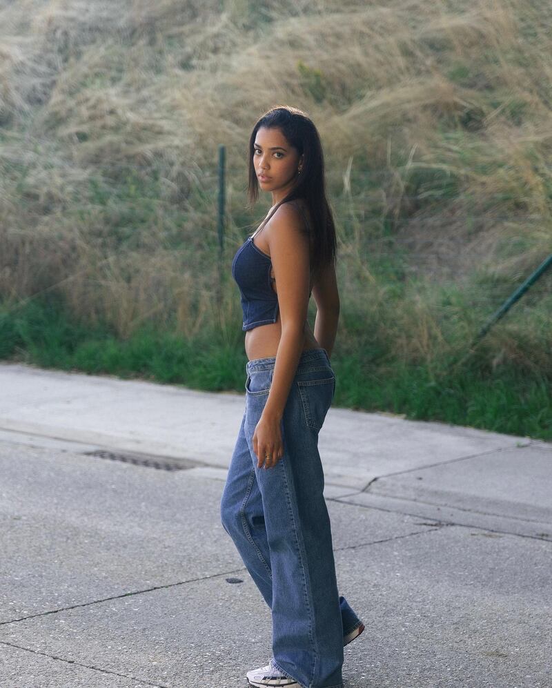 Ayana Doucourém es Margaux en "Mar de Fondo"