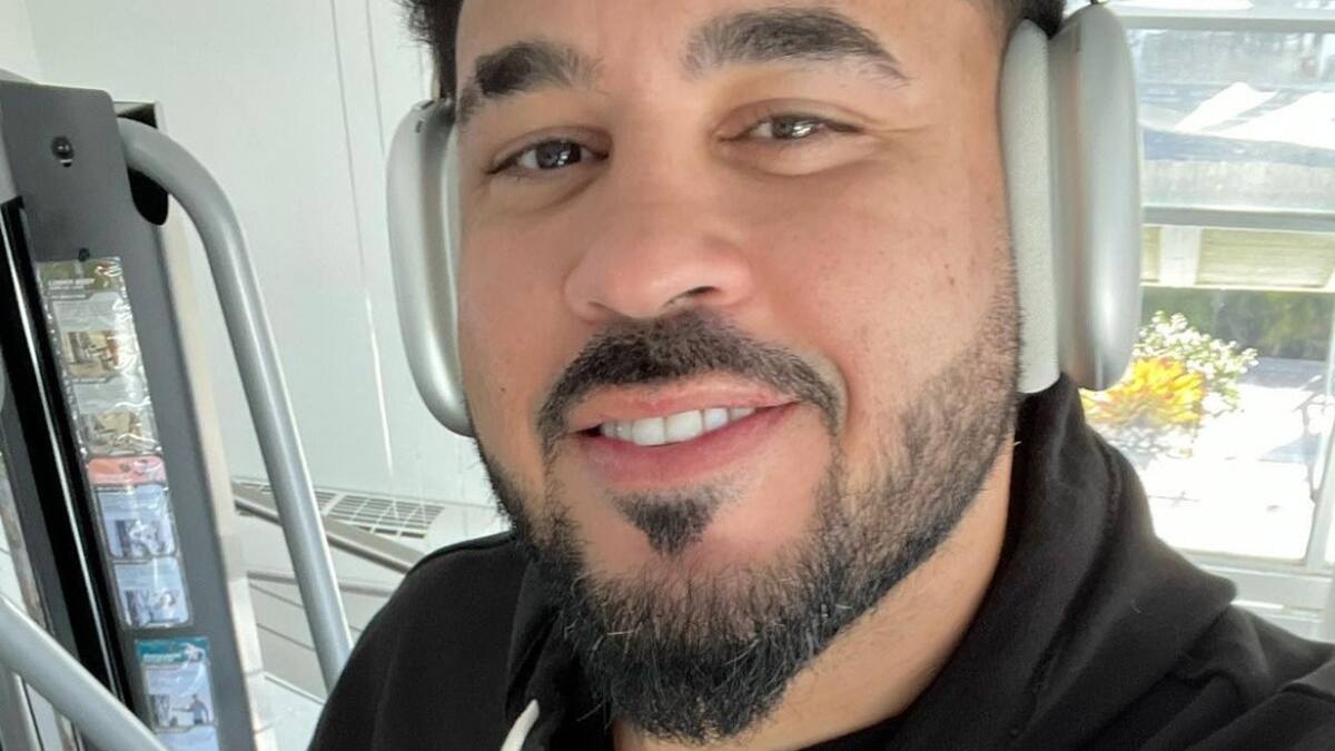 Raphy Piña manda tierno mensaje de cumpleaños a su mamá en redes sociales