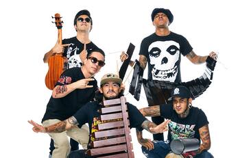 Son Rompe Pera llega al Vive Latino con su fusión de marimba , cumbia y psicodelia