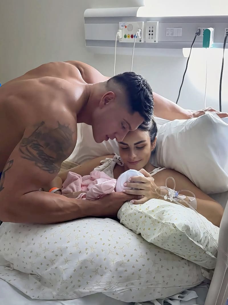 Felices con el nacimiento de su hija. Foto: Instagram