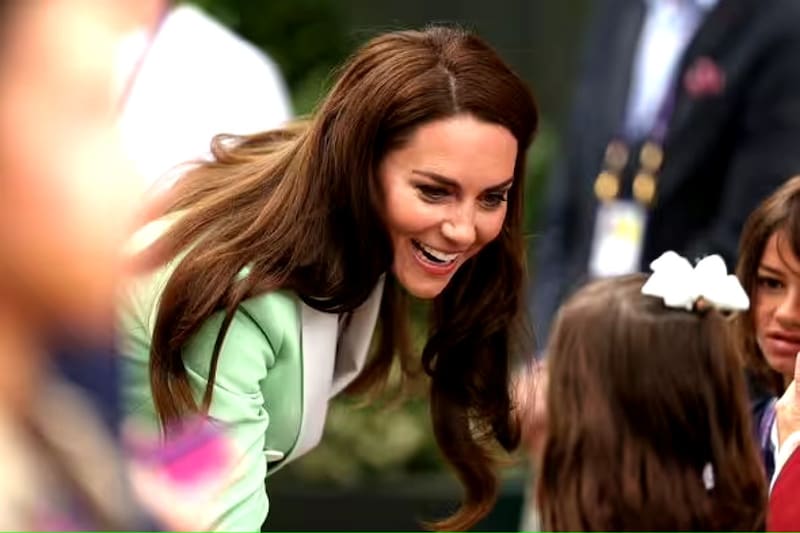 La princesa de Gales se mostró muy cálida con las personas en su camino a las canchas exteriores de Wimbledon.
