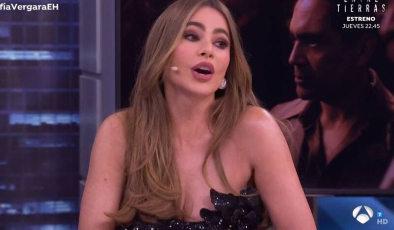 La actriz protagonizó un incómodo momento durante entrevista.