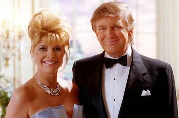 Donald Trump reacciona devastado al fallecimiento de su primera esposa, Ivana