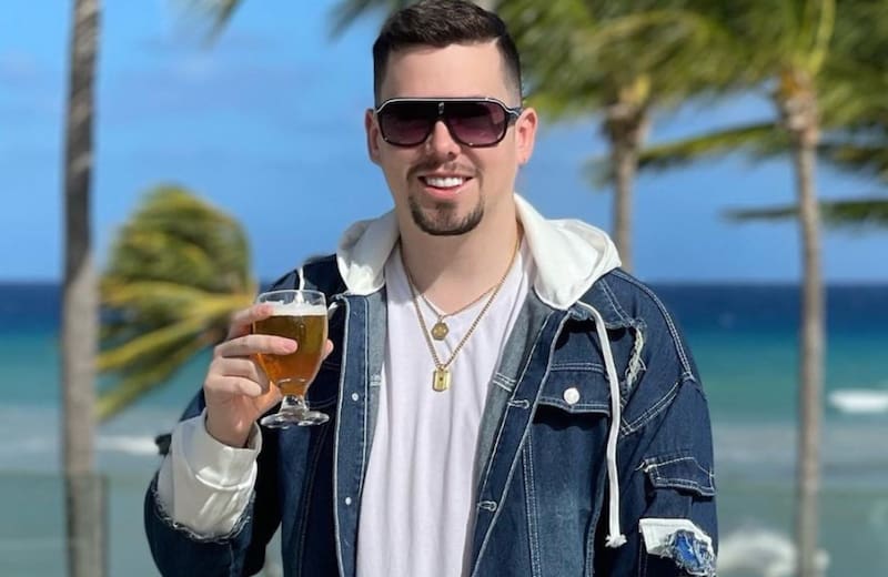 El hijo de Raquel Argandoña está siendo acusado por un influencer español.