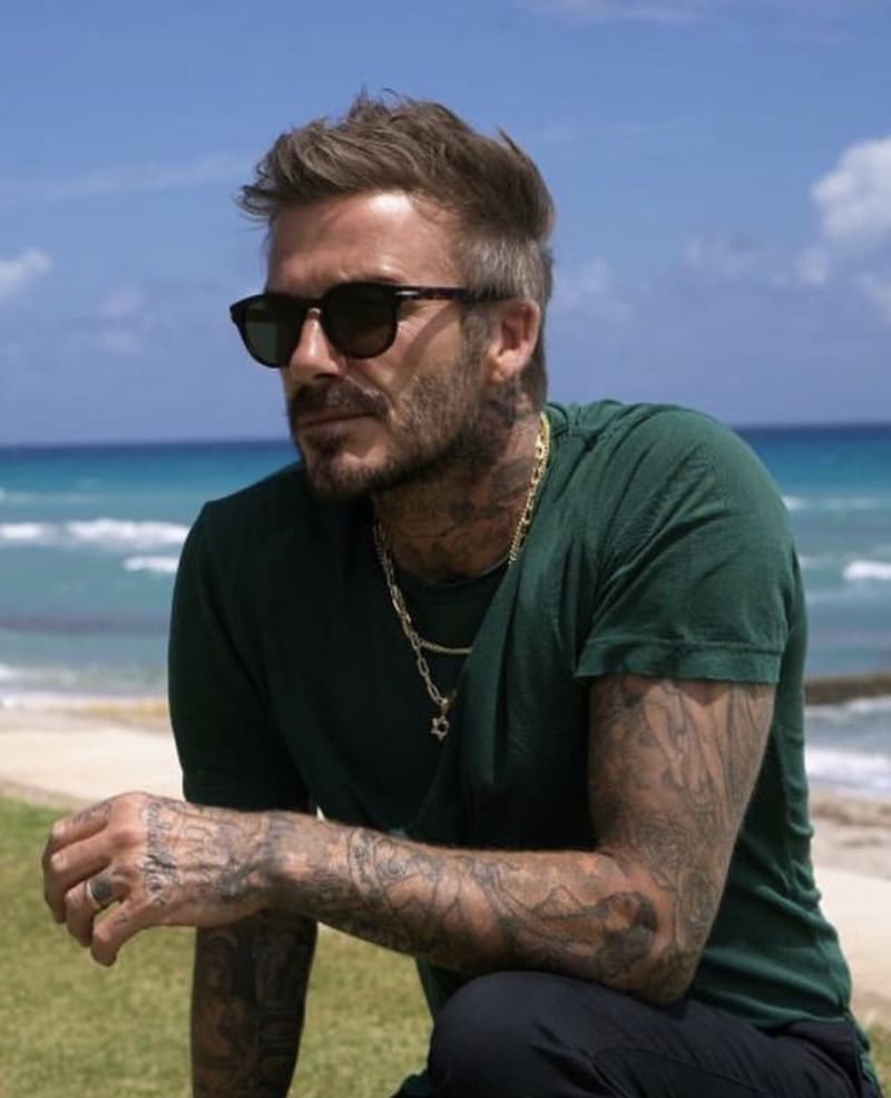 David Beckham El exfutbolista muestra su musculatura en la playa - Créditos: Instagram @davidbeckham