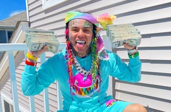 Tekashi 69 vacaciona en La Habana y un usurpador se hace pasar por él regalando dinero a sus fans