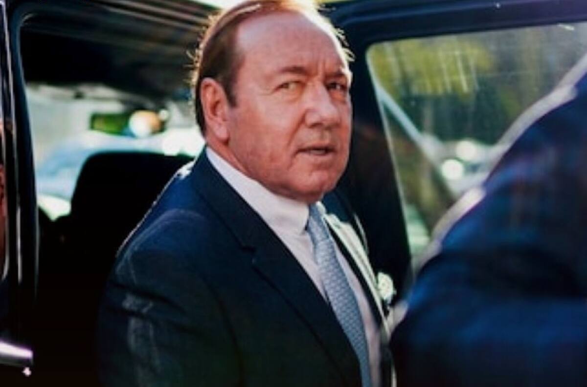 Kevin Spacey comparece en Nueva York en el juicio en el que Anthony Rapp lo acusa de agresión sexual