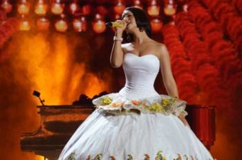 Ángela Aguilar sorprendió al cantar a capella ¿usa playback?