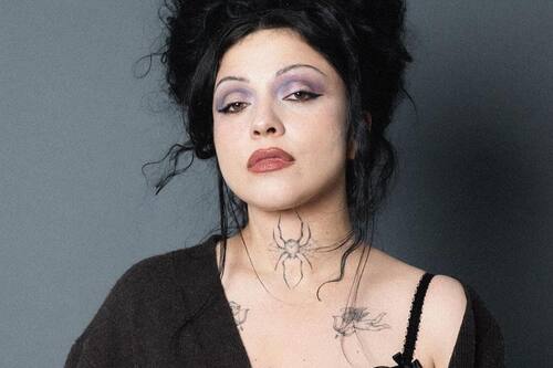 Mon Laferte contó cuál fue la canción que escucho cuando nació su hijo – Tiempo X